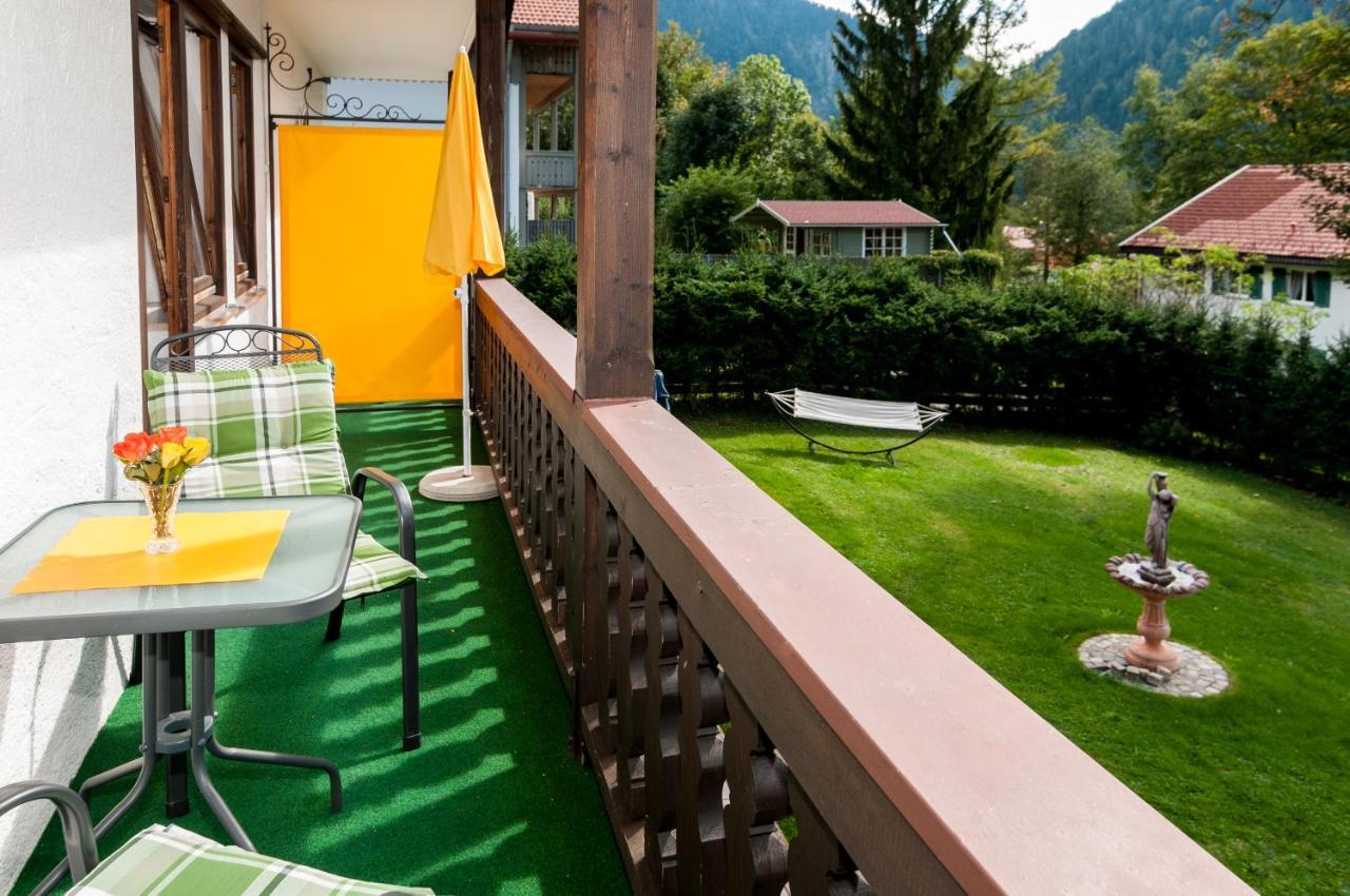 Hotel Effland Mit Innenpool Und Sauna 1 Stunde Zur Privatnutzung Pro Tag 바이리쉬젤 외부 사진